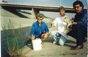 6.2 Muestra de agua en el canal río Tijuana